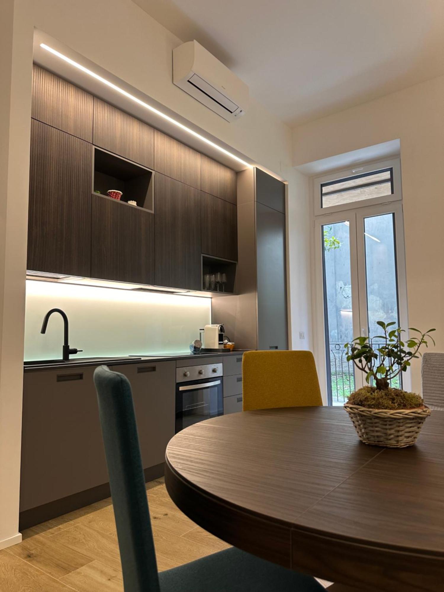Appartamento Lr Deluxe - Porta Venezia - Bilocale Con Giardino Privato